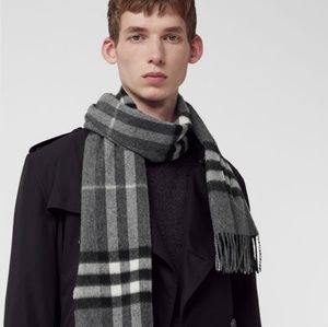 Burberry Classic Check Cashmere Scarf